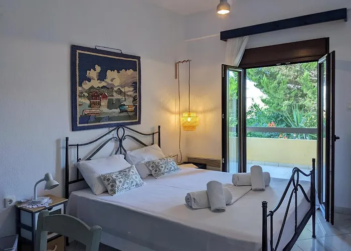 Melina Apartments