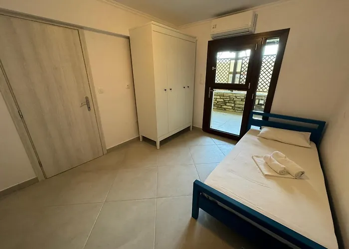 Melina Apartments